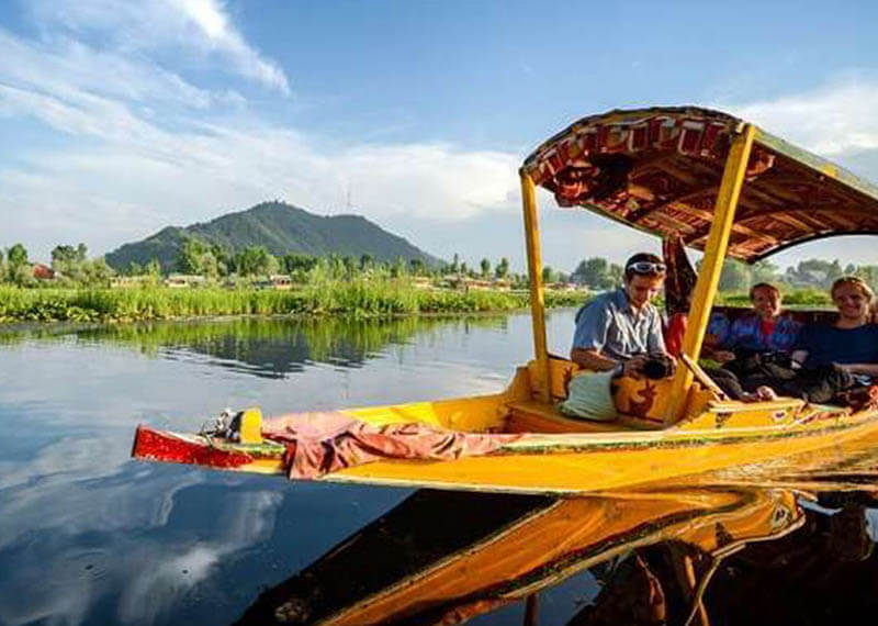 4 Night 5 Days kashmir Package with  Gulmarg Night stay